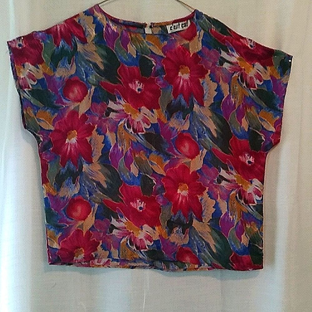 C'est Ca! Cap sleeves beautiful floral shirt custom measurements below.